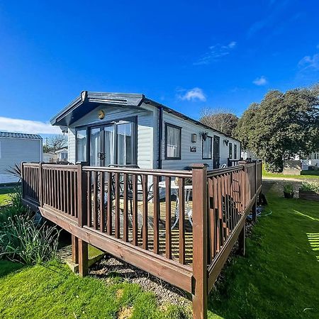 Beautiful Caravan For Hire With A Partial Sea View In Suffolk Ref 32042Az Лоустофт Экстерьер фото